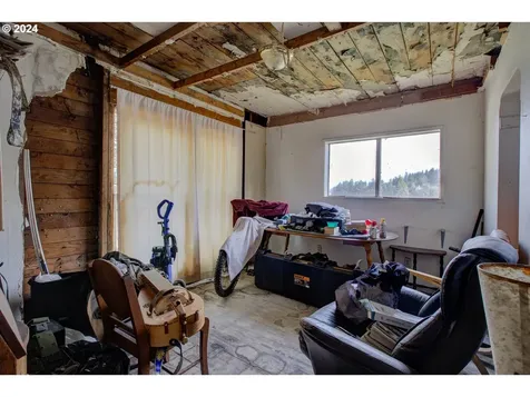 1516 Southwest Boulevard Coos Bay OR 97420