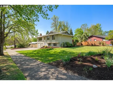 3665 Thames Street Eugene OR 97405