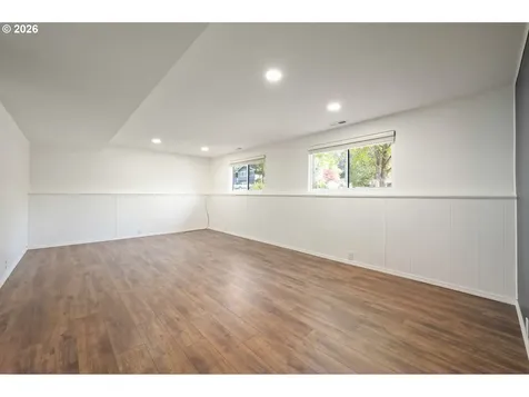 3665 Thames Street Eugene OR 97405