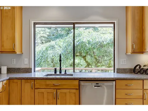 23 Tanglewood Drive Lake Oswego OR 97035
