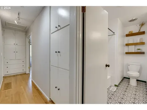 23 Tanglewood Drive Lake Oswego OR 97035