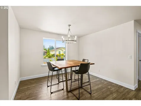 556 Fairway Estates Drive Sutherlin OR 97479
