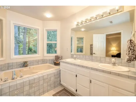 9725 Sw 163rd Avenue Beaverton OR 97007