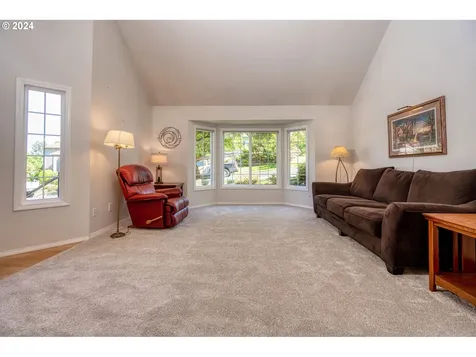9725 Sw 163rd Avenue Beaverton OR 97007