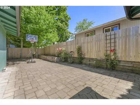 5029 Sw Coronado Street Portland OR 97219