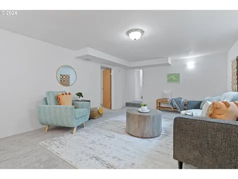 2715 Se 49th Avenue Portland OR 97206