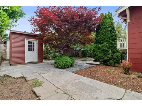 2715 Se 49th Avenue Portland OR 97206
