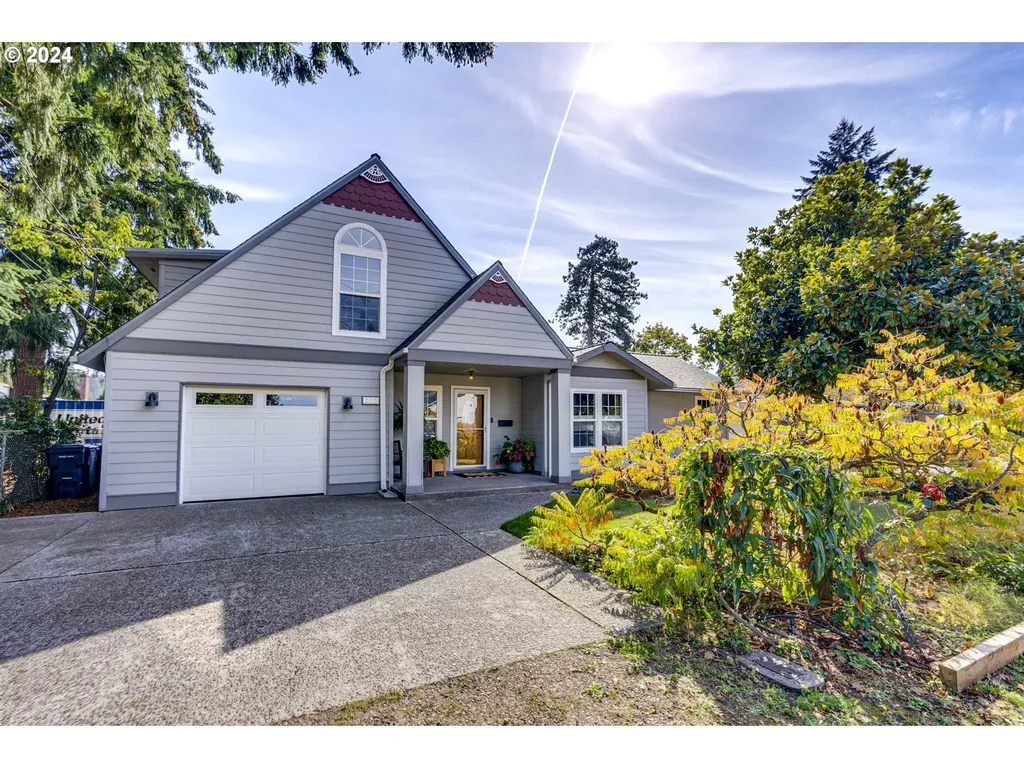 555 E Exeter Street Gladstone OR 97027