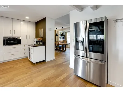 555 E Exeter Street Gladstone OR 97027