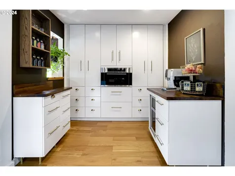 555 E Exeter Street Gladstone OR 97027