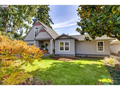 555 E Exeter Street Gladstone OR 97027
