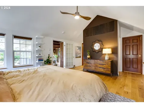 555 E Exeter Street Gladstone OR 97027