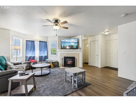 1117 W 35th Way Vancouver WA 98660