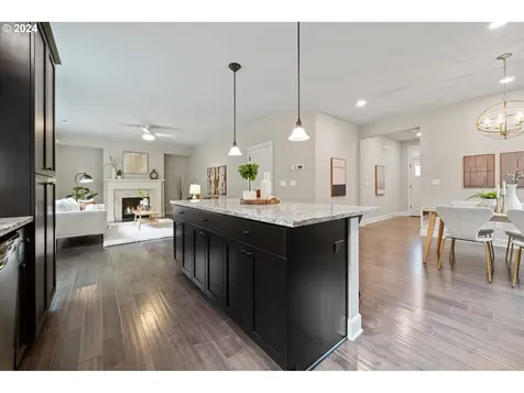 9278 SW Chopin Lane Portland OR 97225