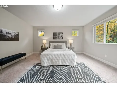 9278 SW Chopin Lane Portland OR 97225