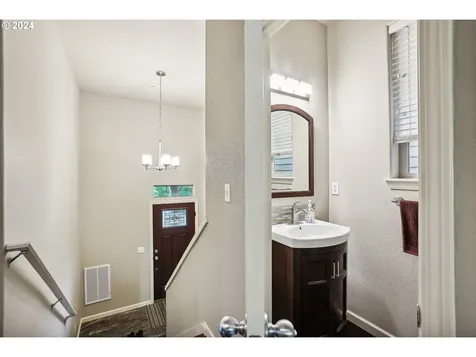 15575 Sw Stone Ridge Circle Beaverton OR 97007