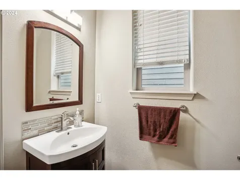 15575 Sw Stone Ridge Circle Beaverton OR 97007