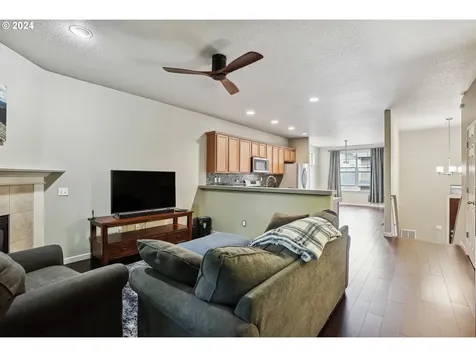 15575 Sw Stone Ridge Circle Beaverton OR 97007