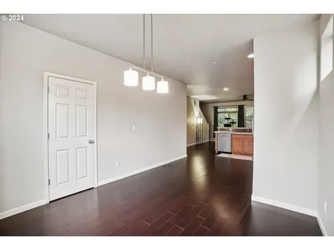 15575 Sw Stone Ridge Circle Beaverton OR 97007