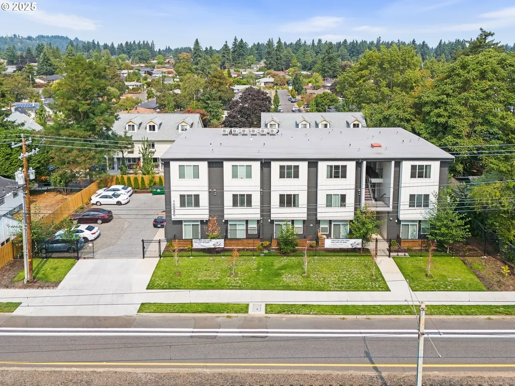10985 E Burnside Street Portland OR 97216