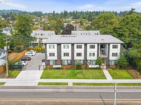 10985 E Burnside Street Portland OR 97216