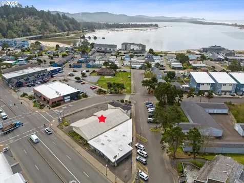 4787 SW Highway 101 Lincoln City OR 97367