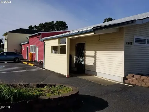 4787 SW Highway 101 Lincoln City OR 97367
