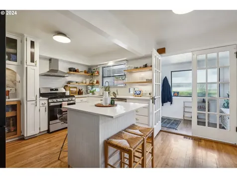 5100 NE 18th Avenue Vancouver WA 98663