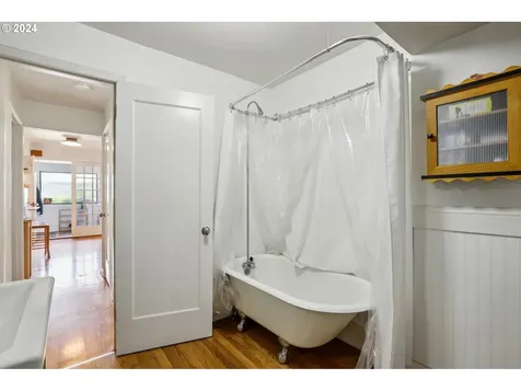 5100 NE 18th Avenue Vancouver WA 98663