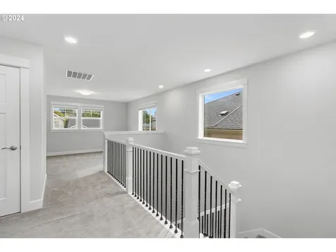 2887 NW Grace Terrace Portland OR 97229