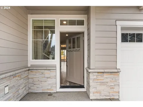 2887 NW Grace Terrace Portland OR 97229