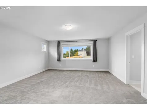 2887 NW Grace Terrace Portland OR 97229