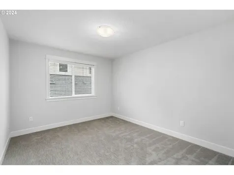 2887 NW Grace Terrace Portland OR 97229