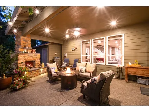 14301 NW 25th Court Vancouver WA 98685