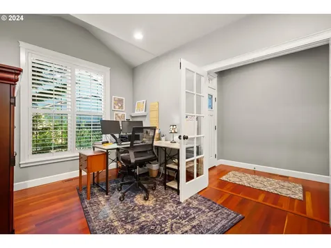 14301 NW 25th Court Vancouver WA 98685