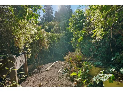 1279 SW Taylors Ferry Road Portland OR 97219