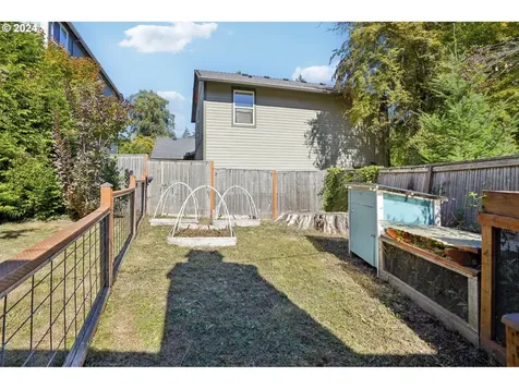 1279 SW Taylors Ferry Road Portland OR 97219