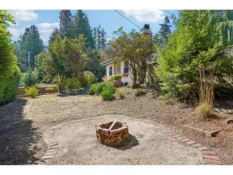 1279 SW Taylors Ferry Road Portland OR 97219