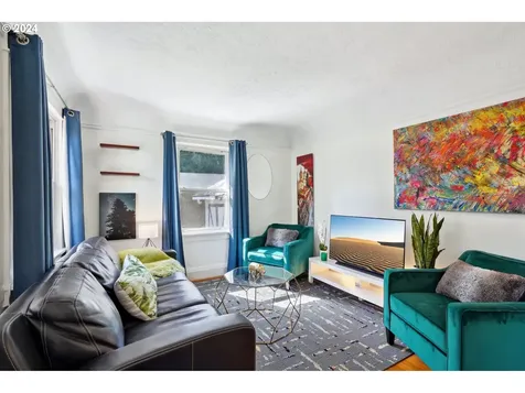 1279 SW Taylors Ferry Road Portland OR 97219