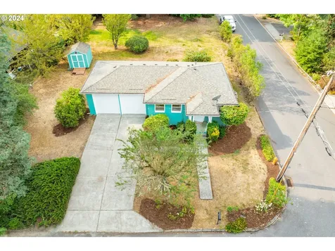 5132 SW Freeman Court Portland OR 97219