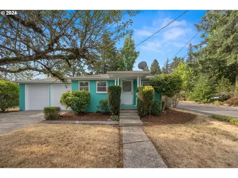5132 SW Freeman Court Portland OR 97219
