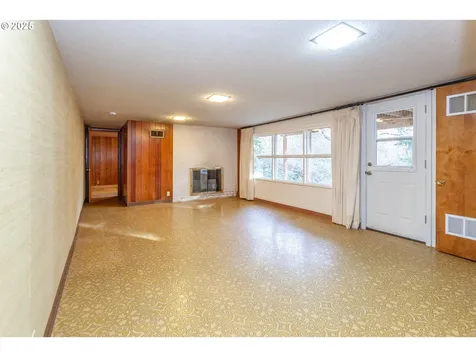 2604 SW Mitchell Court Portland OR 97239