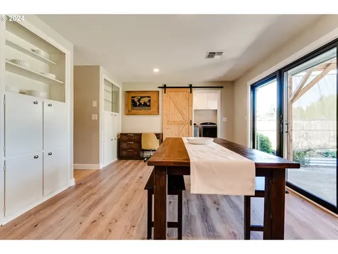 216 Woodlane Drive Springfield OR 97477