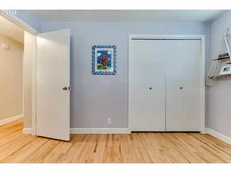 216 Woodlane Drive Springfield OR 97477