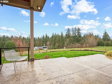 19011 Nw 19th Avenue Ridgefield WA 98642