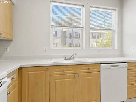14315 Sw Cougar Ridge Drive Beaverton OR 97008