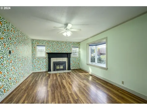 1508 SW 2nd Street Mcminnville OR 97128
