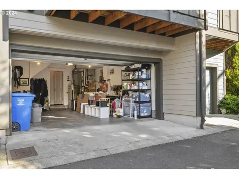 8831 SE 12th Avenue Portland OR 97202