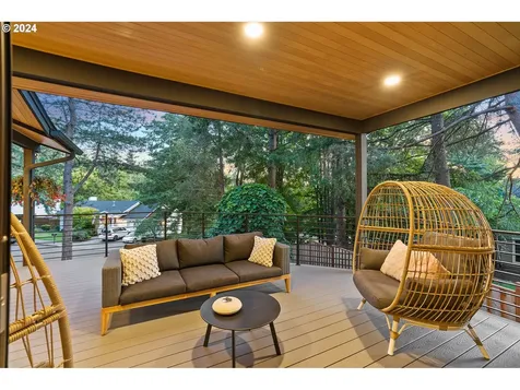 16915 Greentree Avenue Lake Oswego OR 97034