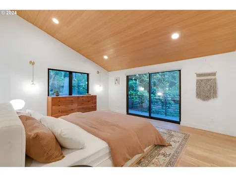 16915 Greentree Avenue Lake Oswego OR 97034